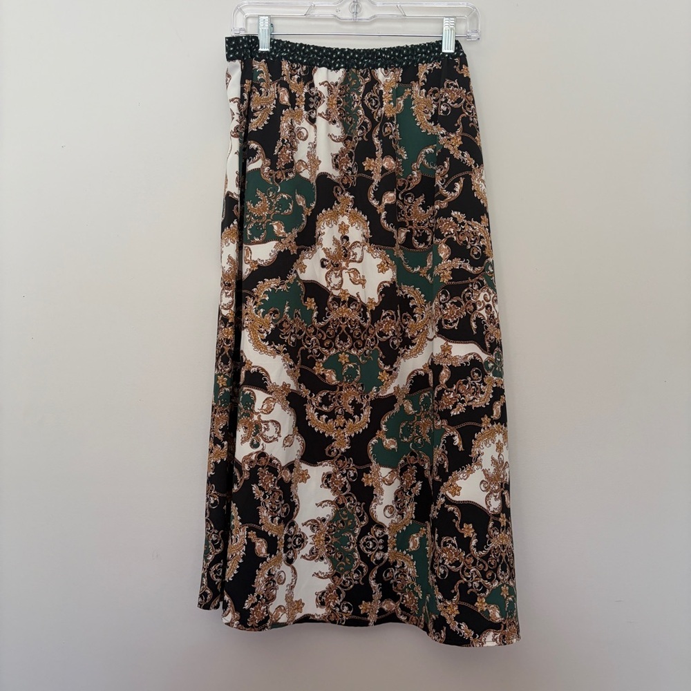Retrology Women's Green Patterned Skirt - Large